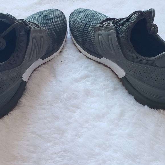 Brand New. New Balance 574 Camo - Picture 2 of 6